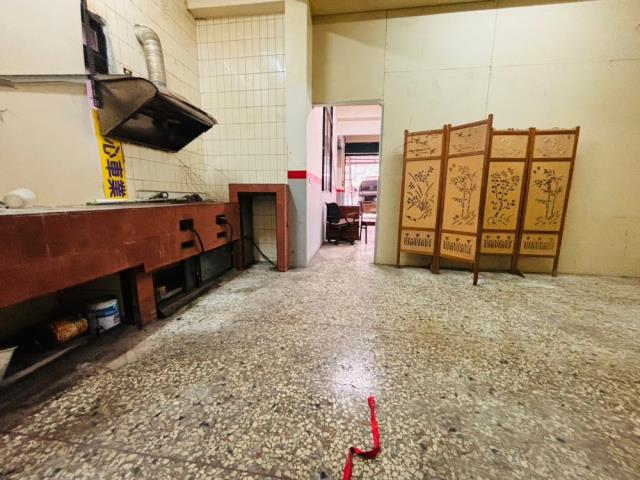 烏日店面-10
