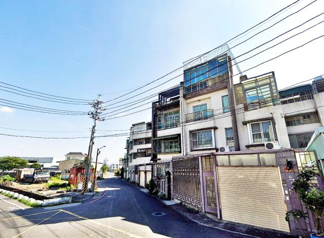 永康區自強路邊間車墅