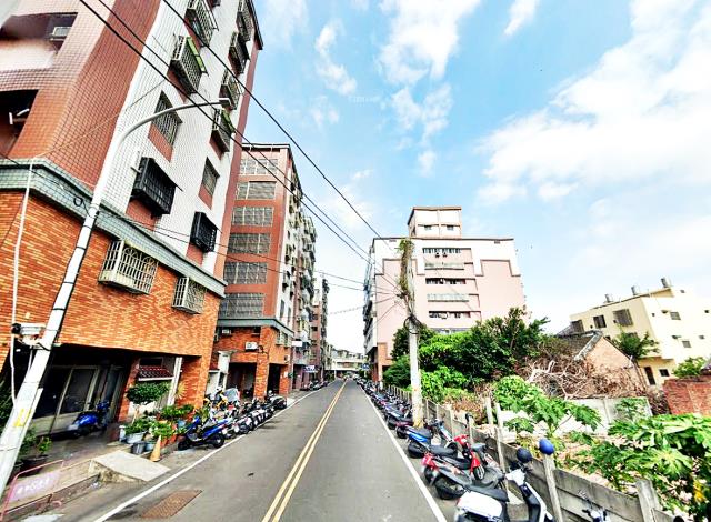 麥寮龍江街電梯兩房