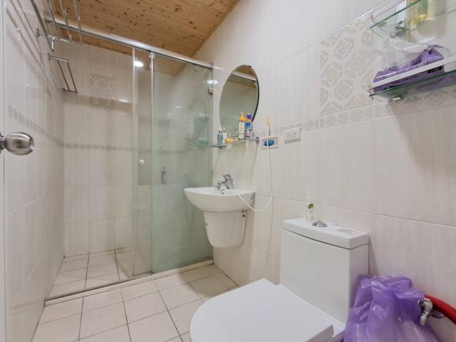 台中西區透天-9