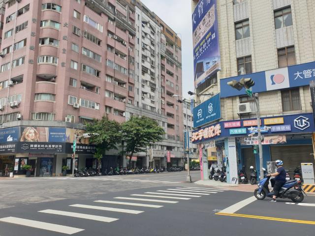 西屯透天-10