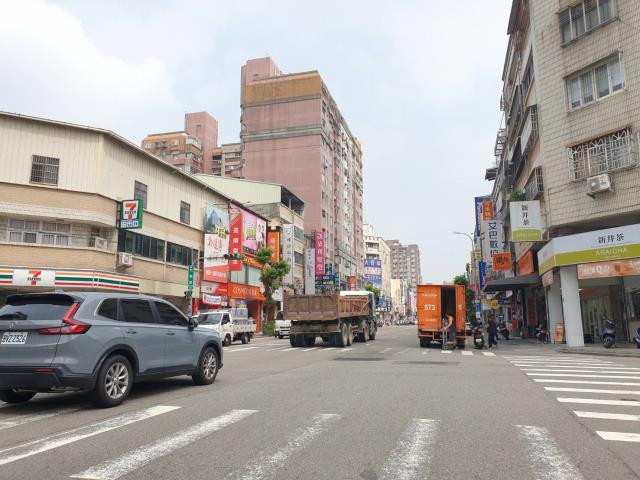 西屯透天-13