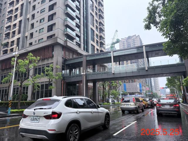 新北板橋大樓法拍-2