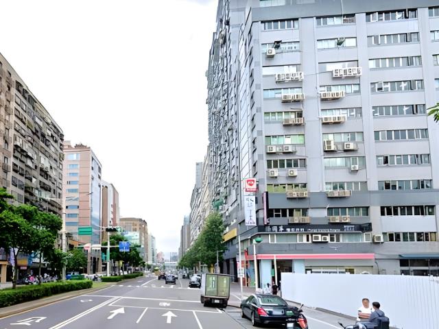 台北松山法拍大樓-7