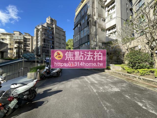 台北內湖大樓法拍-9