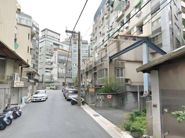 台北內湖法拍大樓-3