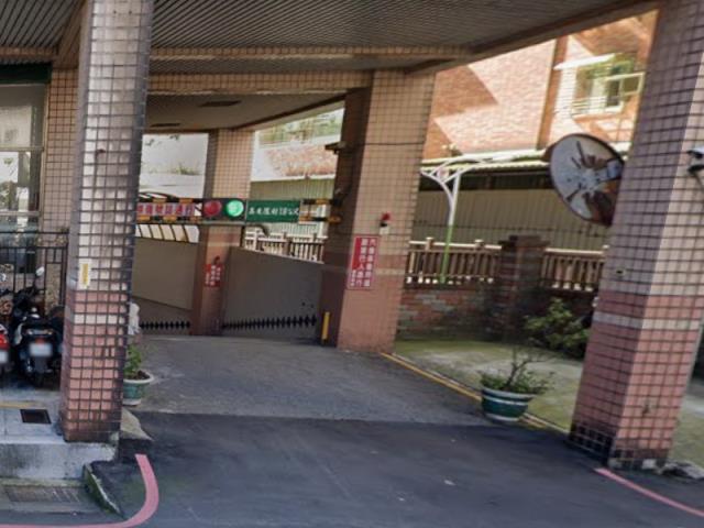 新北大樓法拍-6