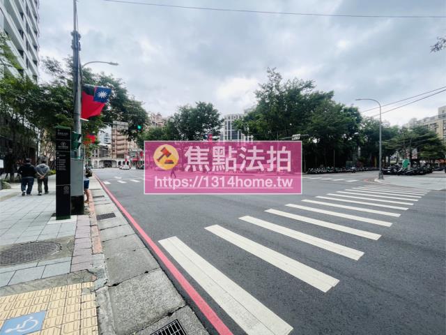 新北板橋大樓法拍-11