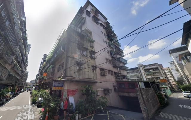 新北新莊法拍華廈-4