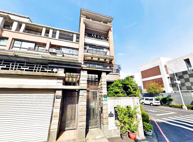 東區法拍透天-2