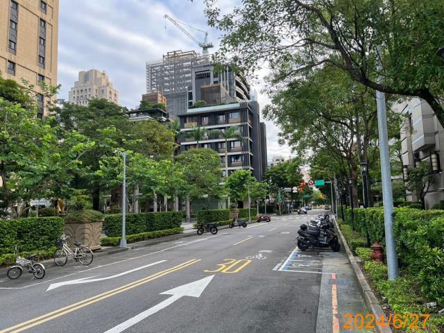 台北法拍大樓-7