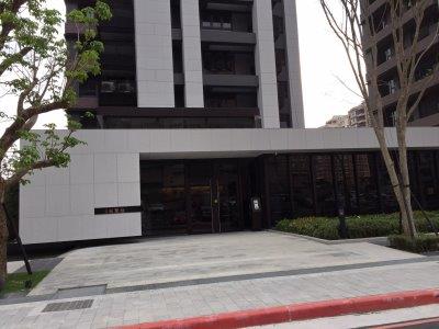 新北大樓法拍-7