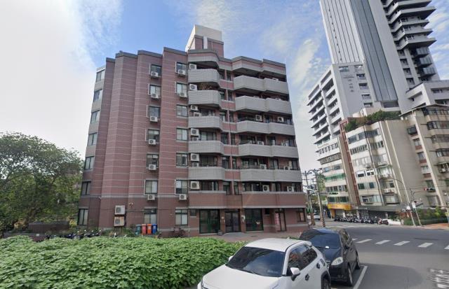 台北士林華廈拍賣-1
